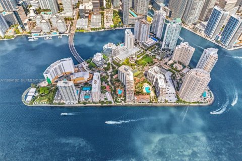 Condominio en venta en Miami, Florida, 2 dormitorios, 133.78 m2 № 2056044 - foto 28