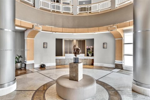Condominio en venta en Miami, Florida, 2 dormitorios, 133.78 m2 № 2056044 - foto 16