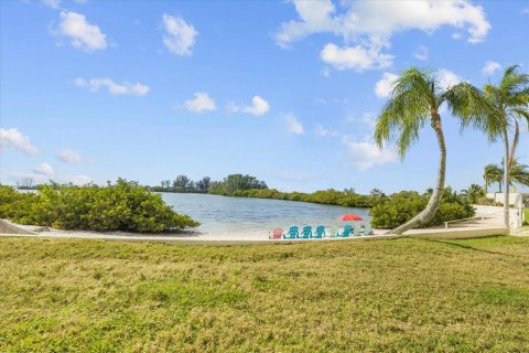 Condominio en venta en Hudson, Florida, 1 dormitorio, 68.1 m2 № 1548782 - foto 25