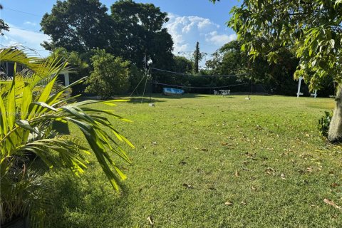 House in Cutler Bay, Florida 3 bedrooms, 124.86 sq.m. № 1852131 - photo 6