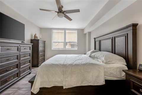 Condominio en venta en Miami, Florida, 3 dormitorios, 146.32 m2 № 1863674 - foto 17