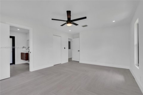 Casa en venta en Southwest Ranches, Florida, 4 dormitorios, 208.75 m2 № 2019719 - foto 17