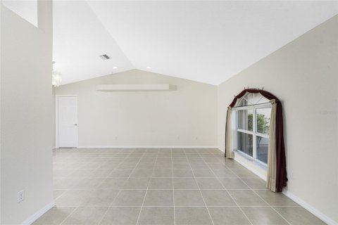Villa ou maison à vendre à Rotonda, Floride: 3 chambres, 152.82 m2 № 1449436 - photo 7