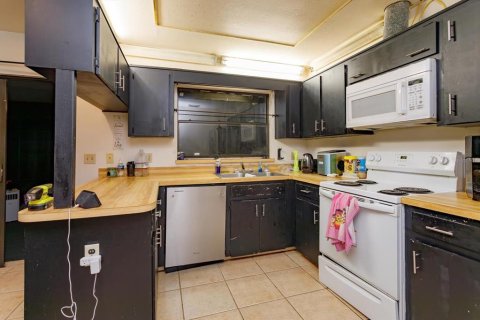 Casa en venta en Apopka, Florida, 3 dormitorios, 157.75 m2 № 1904229 - foto 11