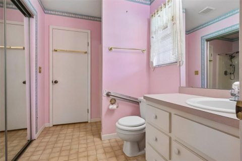 House in Ocala, Florida 2 bedrooms, 143.44 sq.m. № 2396243 - photo 14