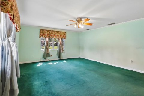 House in Ocala, Florida 2 bedrooms, 143.44 sq.m. № 2396243 - photo 8
