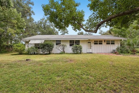 House in Ocala, Florida 2 bedrooms, 143.44 sq.m. № 2396243 - photo 24