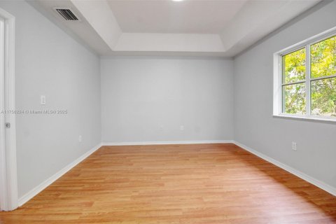 Townhouse in Homestead, Florida 3 bedrooms, 140.19 sq.m. № 1502858 - photo 12