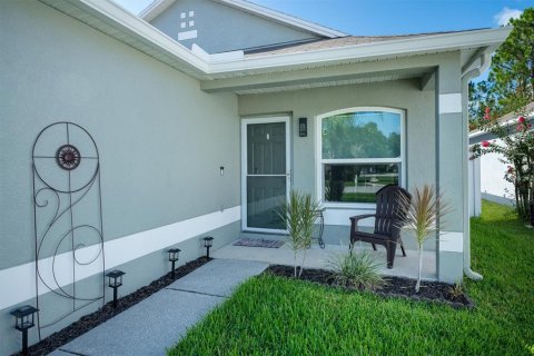 House in Wesley Chapel, Florida 3 bedrooms, 107.58 sq.m. № 2348052 - photo 3