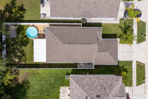 House in Wesley Chapel, Florida 3 bedrooms, 107.58 sq.m. № 2348052 - photo 4