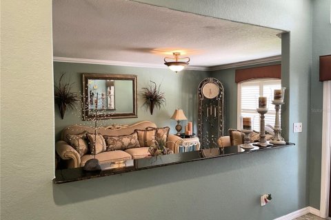 House in Saint Petersburg, Florida 3 bedrooms, 232.63 sq.m. № 1629981 - photo 6
