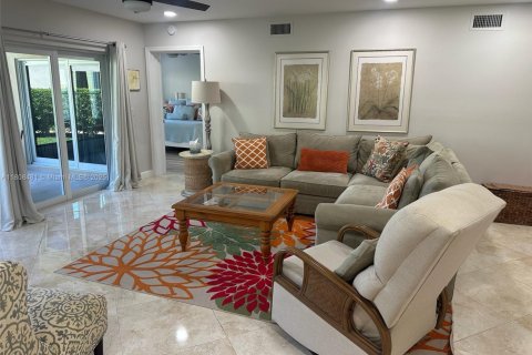 Condo in Jupiter, Florida, 3 bedrooms  № 1749755 - photo 11