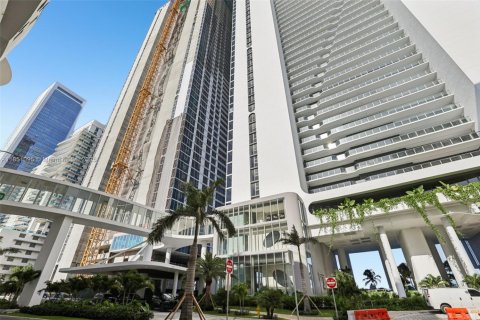 Condo in Miami, Florida, 3 bedrooms  № 1855289 - photo 3
