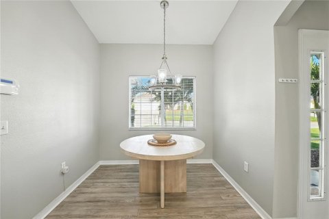 House in Davenport, Florida 4 bedrooms, 123.93 sq.m. № 1916400 - photo 12