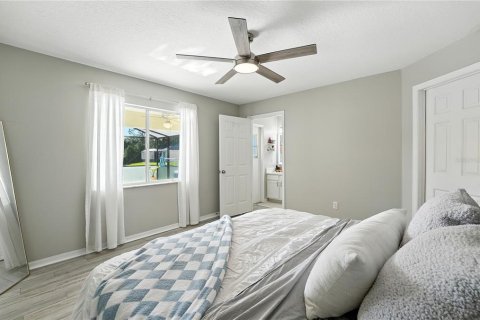 House in Davenport, Florida 4 bedrooms, 123.93 sq.m. № 1916400 - photo 14