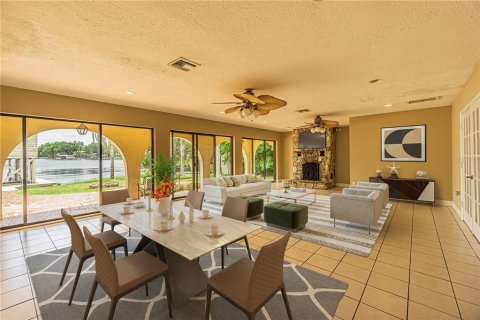 Casa en alquiler en Odessa, Florida, 5 dormitorios, 384.8 m2 № 1622886 - foto 8