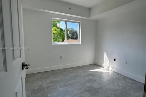 Apartment in Miami, Florida 3 bedrooms, 92.34 sq.m. № 1954278 - photo 13