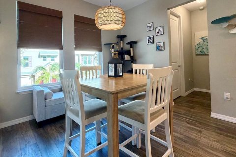 Touwnhouse à vendre à Tarpon Springs, Floride: 3 chambres, 169.83 m2 № 2216545 - photo 10