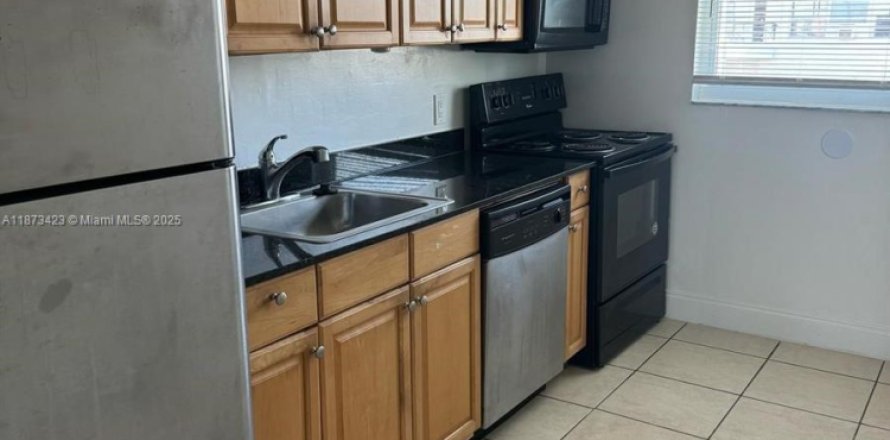 Condo à Miami Beach, Floride, 1 chambre  № 2018310