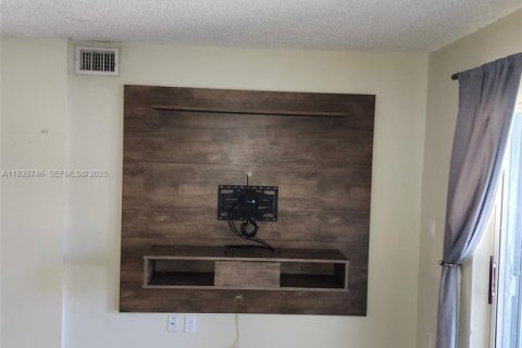 Copropriété à vendre à Cutler Bay, Floride: 2 chambres, 103.4 m2 № 1988795 - photo 10