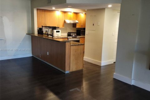 Copropriété à vendre à Cutler Bay, Floride: 2 chambres, 103.4 m2 № 1988795 - photo 5