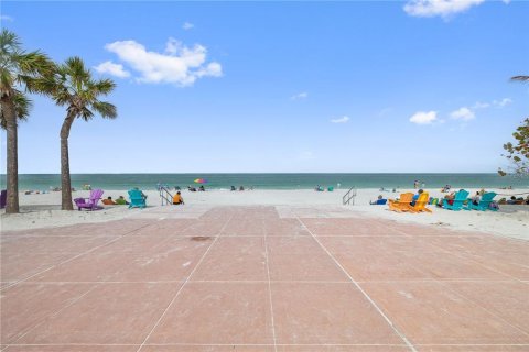 Land in Saint Pete Beach, Florida № 1906904 - photo 13