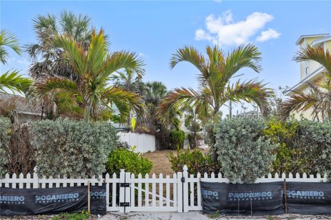 Land in Saint Pete Beach, Florida № 1906904 - photo 7