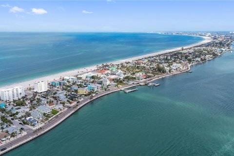 Land in Saint Pete Beach, Florida № 1906904 - photo 21