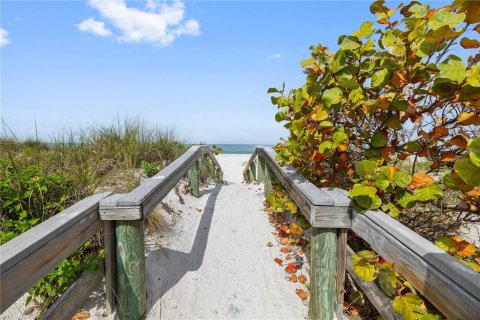 Land in Saint Pete Beach, Florida № 1906904 - photo 8