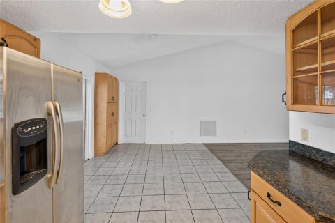 Villa ou maison à vendre à Edgewater, Floride: 3 chambres, 116.59 m2 № 2203782 - photo 22
