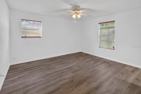 Villa ou maison à vendre à Edgewater, Floride: 3 chambres, 116.59 m2 № 2203782 - photo 26