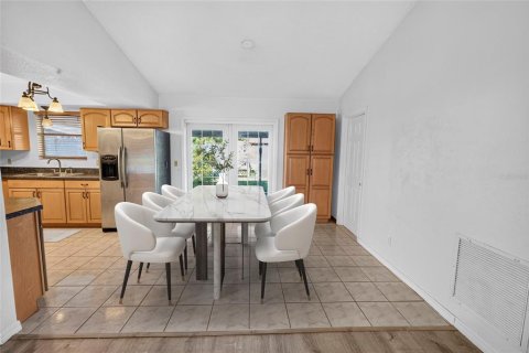 Villa ou maison à vendre à Edgewater, Floride: 3 chambres, 116.59 m2 № 2203782 - photo 25