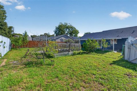 Villa ou maison à vendre à Edgewater, Floride: 3 chambres, 116.59 m2 № 2203782 - photo 10