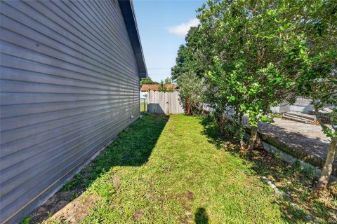 Villa ou maison à vendre à Edgewater, Floride: 3 chambres, 116.59 m2 № 2203782 - photo 7