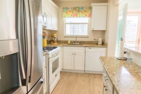 Copropriété à vendre à Gulfport, Floride: 1 chambre, 98.48 m2 № 1567625 - photo 5