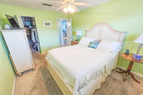 Copropriété à vendre à Gulfport, Floride: 1 chambre, 98.48 m2 № 1567625 - photo 19