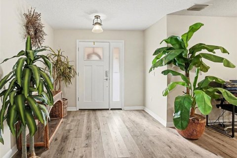 Casa en venta en Leesburg, Florida, 2 dormitorios, 141.58 m2 № 2383475 - foto 4