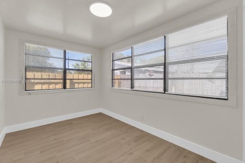 Casa en alquiler en Pompano Beach, Florida, 3 dormitorios, 106.56 m2 № 2010450 - foto 21