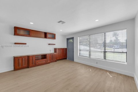 Casa en alquiler en Pompano Beach, Florida, 3 dormitorios, 106.56 m2 № 2010450 - foto 4