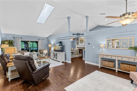 Villa ou maison à vendre à Lake Mary, Floride: 4 chambres, 204.01 m2 № 2318984 - photo 3