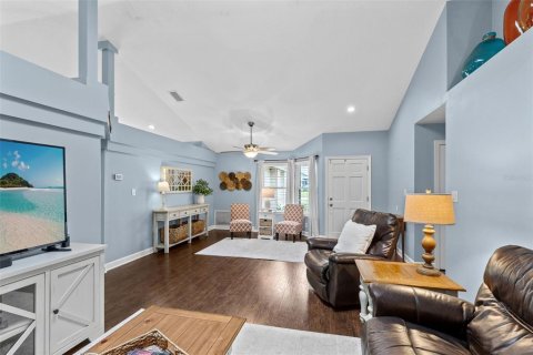 Villa ou maison à vendre à Lake Mary, Floride: 4 chambres, 204.01 m2 № 2318984 - photo 8