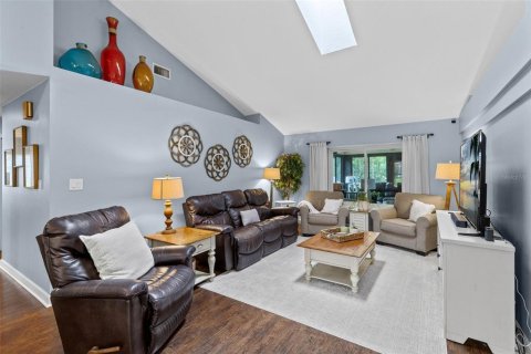 Villa ou maison à vendre à Lake Mary, Floride: 4 chambres, 204.01 m2 № 2318984 - photo 6