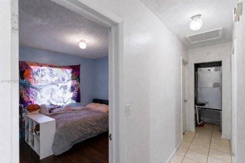 Купить виллу или дом в Майами, Флорида 3 спальни, 111.48м2, № 2040601 - фото 17