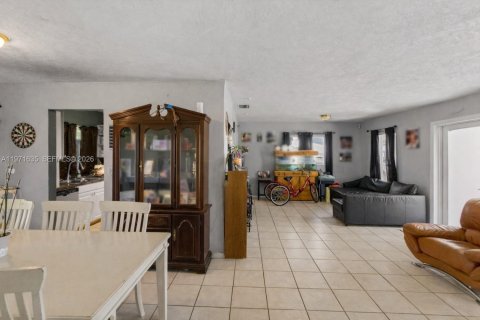 Купить виллу или дом в Майами, Флорида 3 спальни, 111.48м2, № 2040601 - фото 8