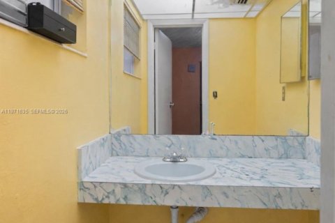 Купить виллу или дом в Майами, Флорида 3 спальни, 111.48м2, № 2040601 - фото 13