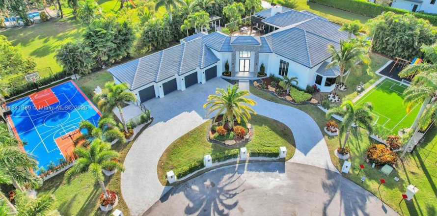 Villa ou maison à Plantation, Floride 9 chambres, 383.97 m2 № 1833978