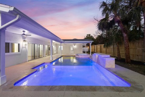 Casa en venta en Sarasota, Florida, 4 dormitorios, 271.92 m2 № 1582658 - foto 7