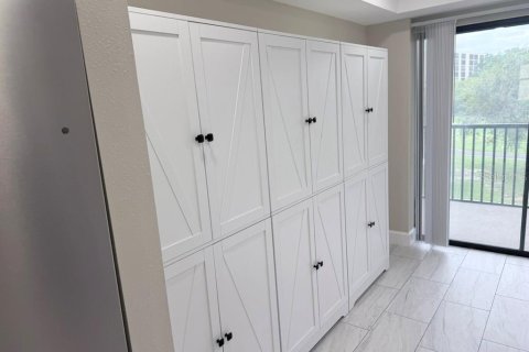 Condo in Clearwater, Florida, 3 bedrooms  № 2225142 - photo 14