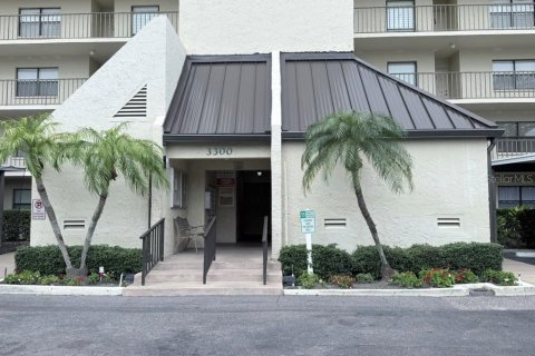 Condo in Clearwater, Florida, 3 bedrooms  № 2225142