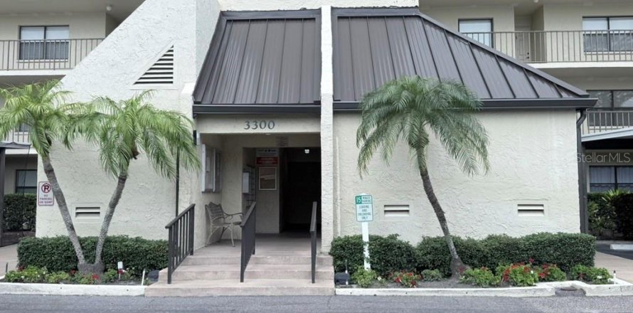 Condo in Clearwater, Florida, 3 bedrooms  № 2225142